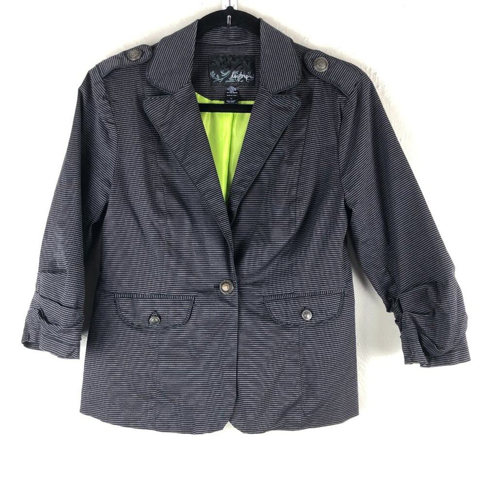Daytrip Black Gray Horizontal Pinstripe Ruched 3/4 Sleeve 1 Button Blazer Jacket